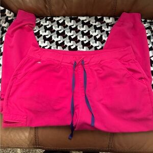 Zamora figs scrub jogger